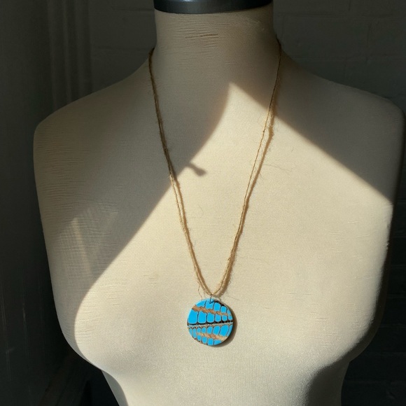 Vintage hippie style necklace 2/$15 - Picture 2 of 4
